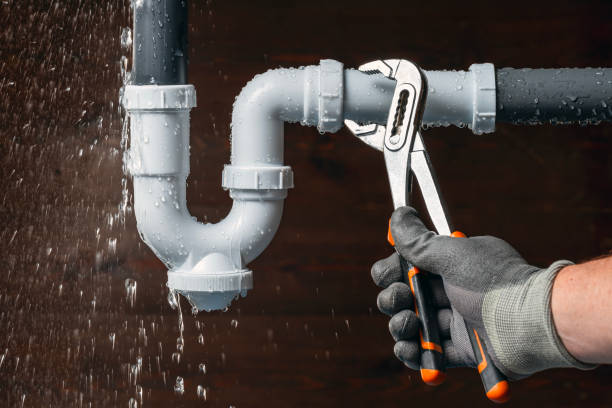 Professional Emergency Plumber technician working in David, KY